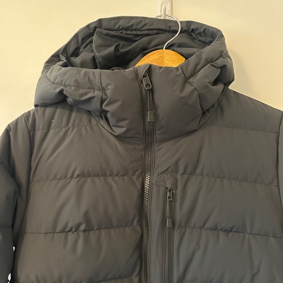 Burton Loyil Down Snowboard Jacket in Black | Size Small - Picture 4 of 16